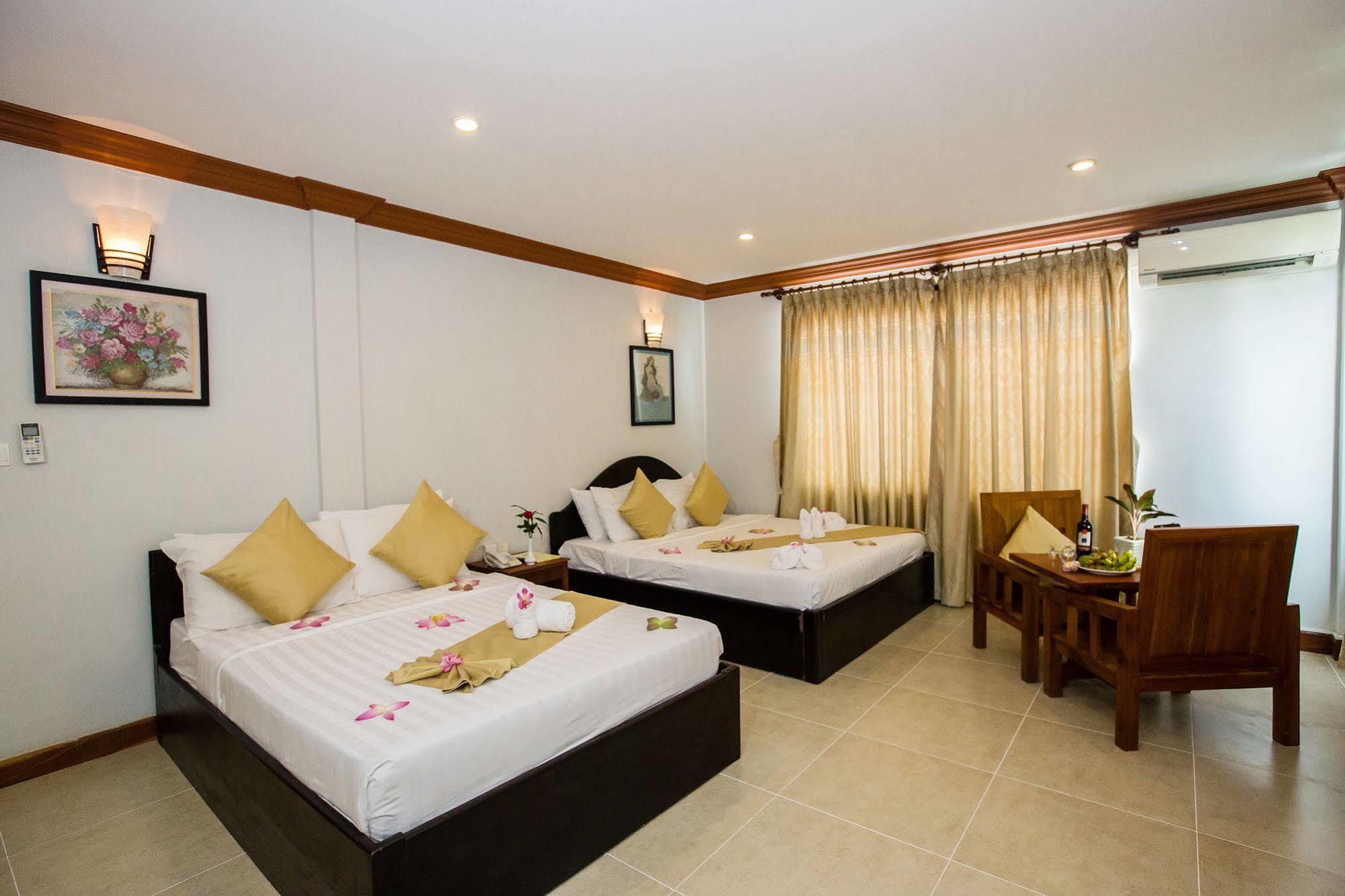 Kingfisher Angkor Hotel Siem Reap Exterior foto