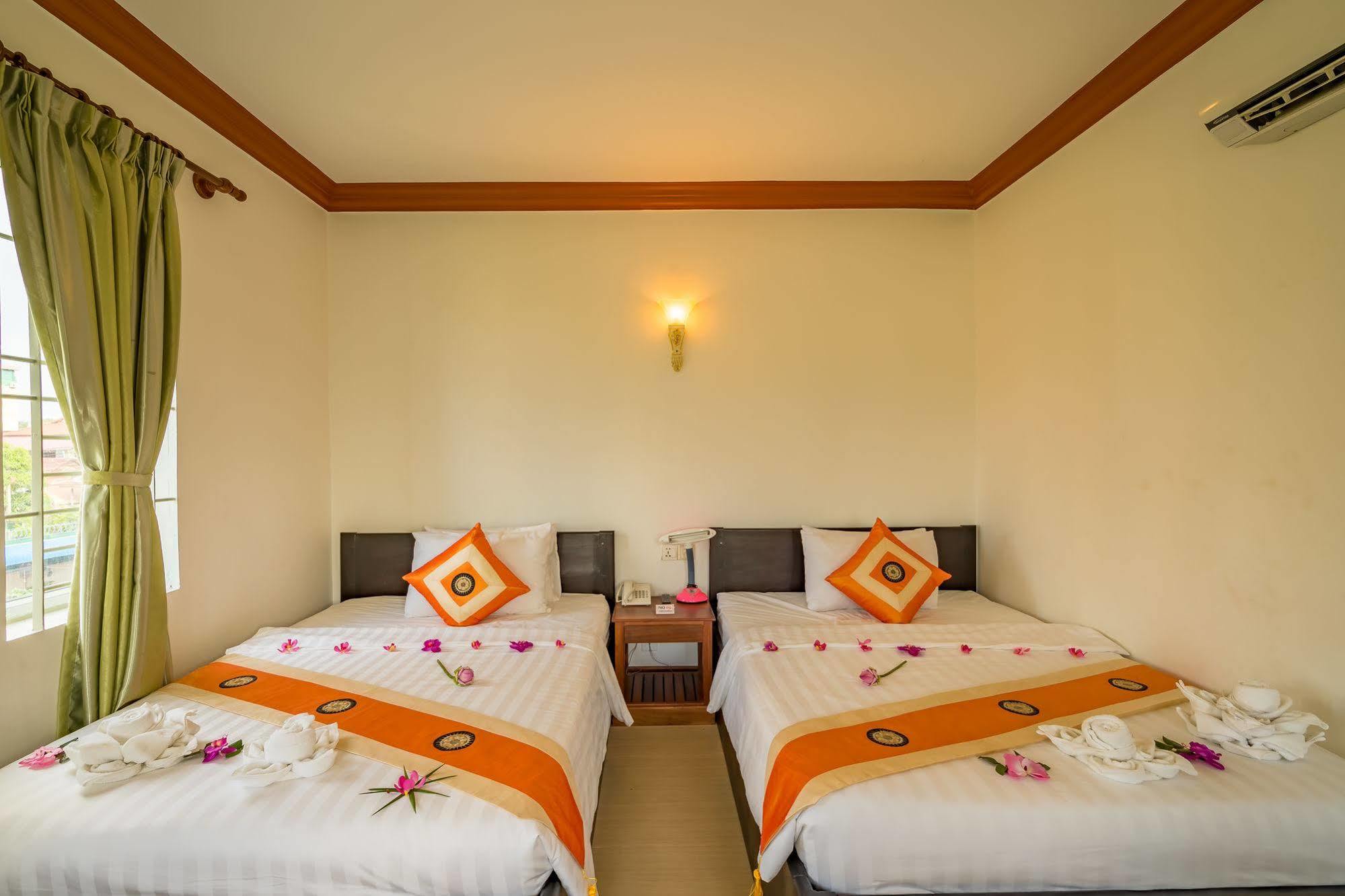 Kingfisher Angkor Hotel Siem Reap Exterior foto